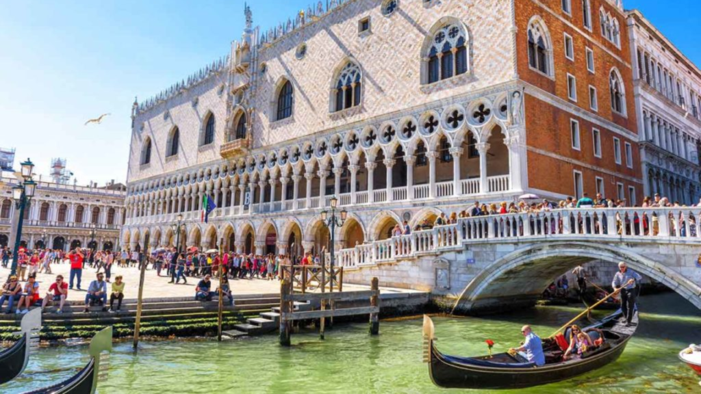 Doge's Palace History Unveiled in the Heart of Venice