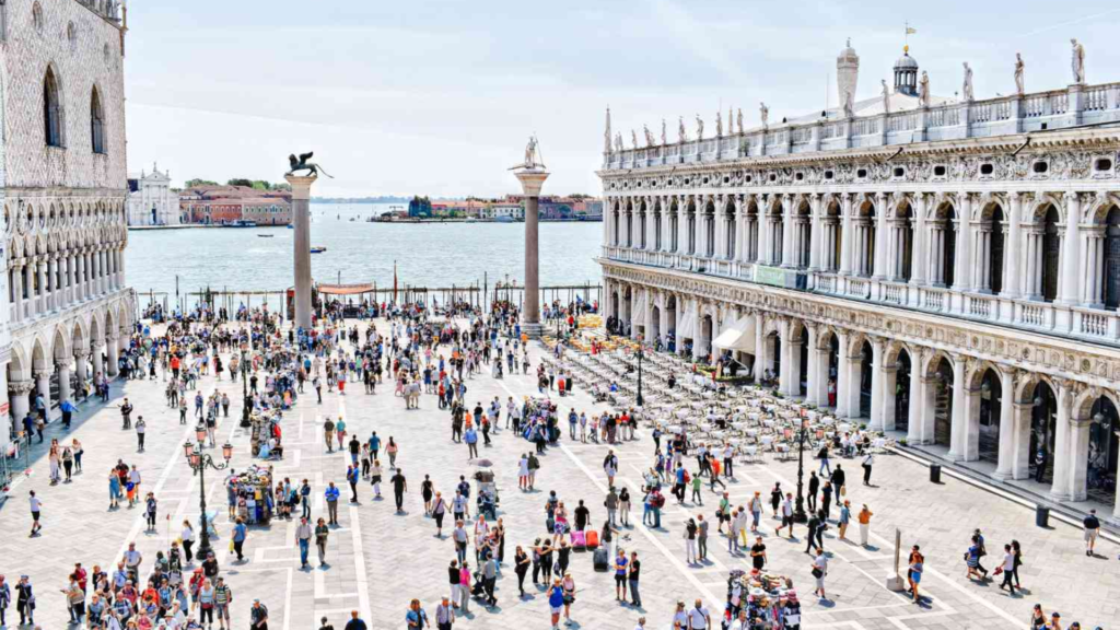 Piazza San Marco Il Cuore di Venezia, Dove la Storia Incontra la Bellezza